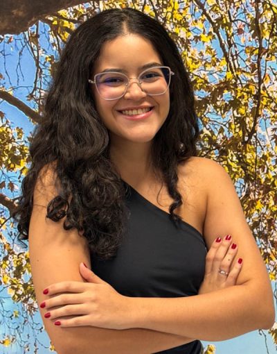 Giovanna-estudante